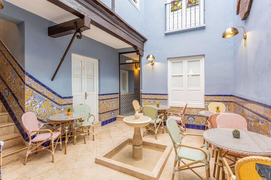 5. Casa De Alma. In Historic House Appartamento Málaga